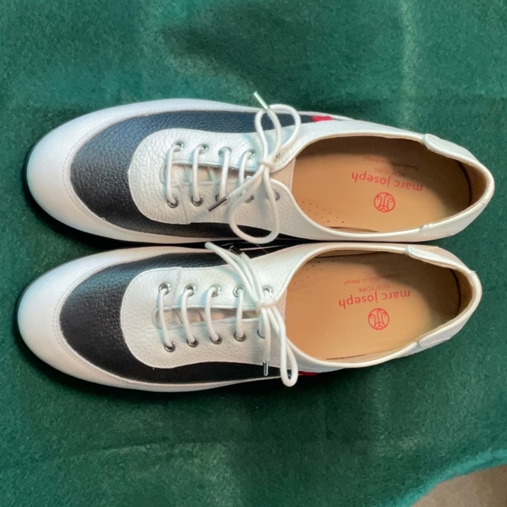 Ladies Marc Joseph golf shoes. Size 10. New and unworn